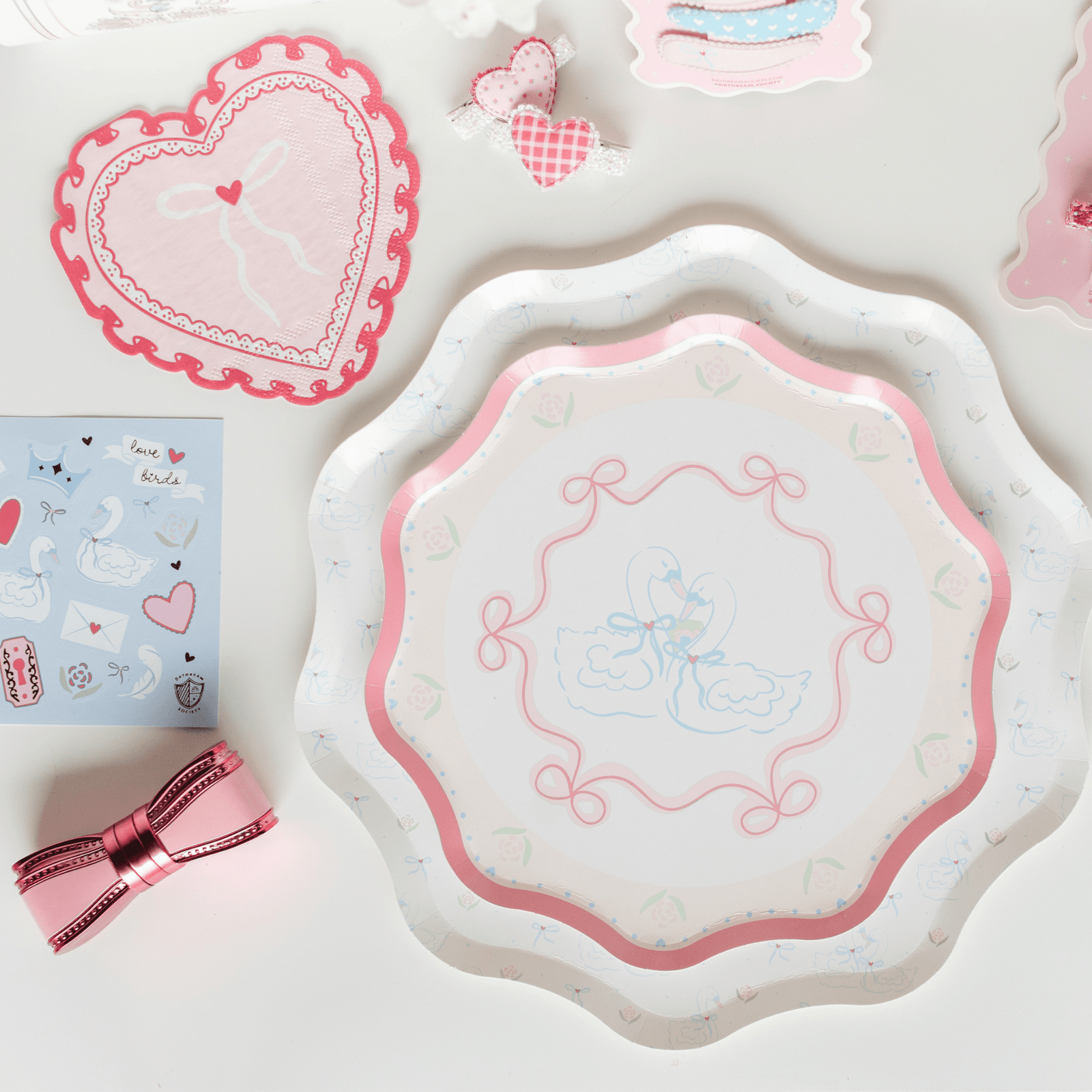 Love Birds Table, Daydream Society
