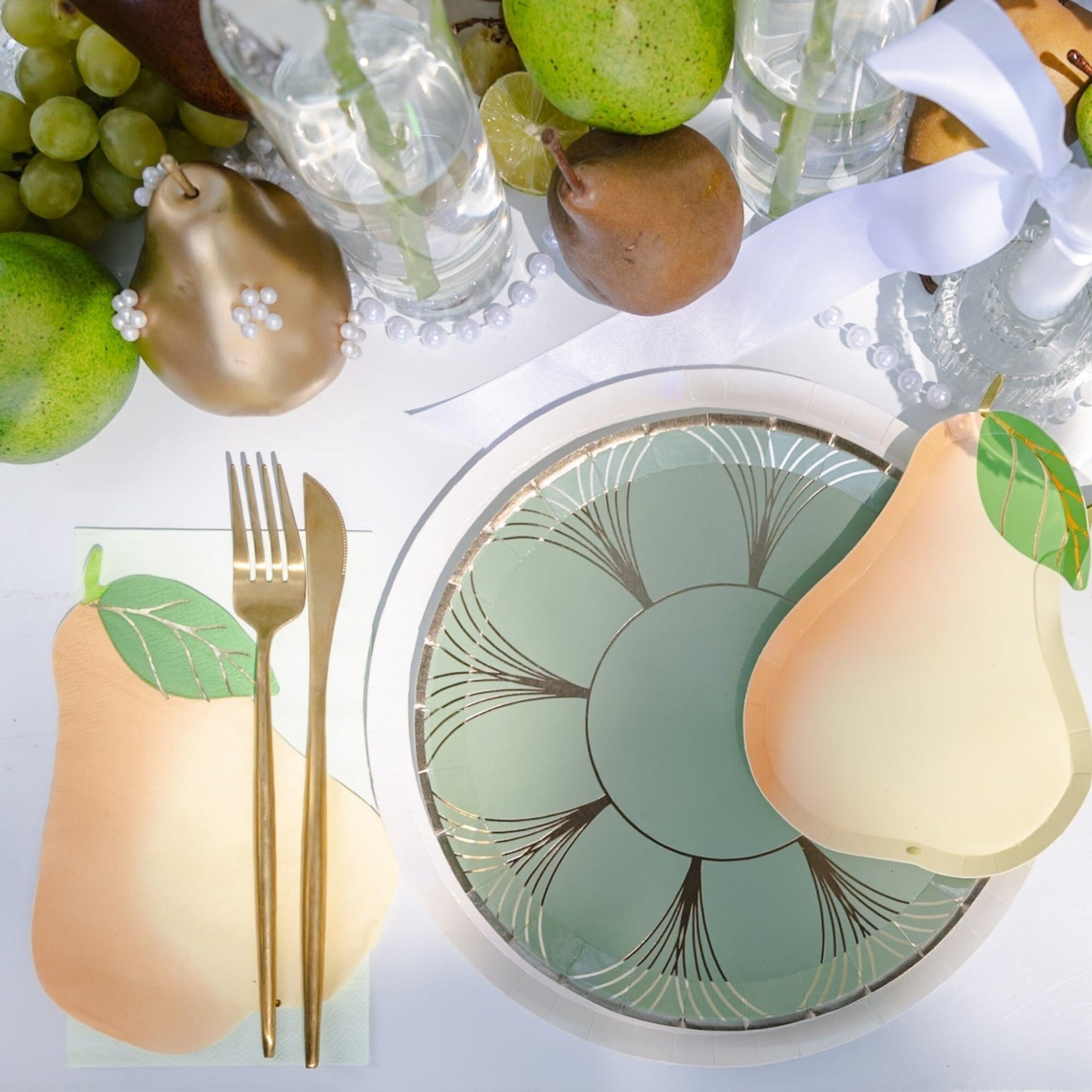 Le Dinner Pear Dinner Plates