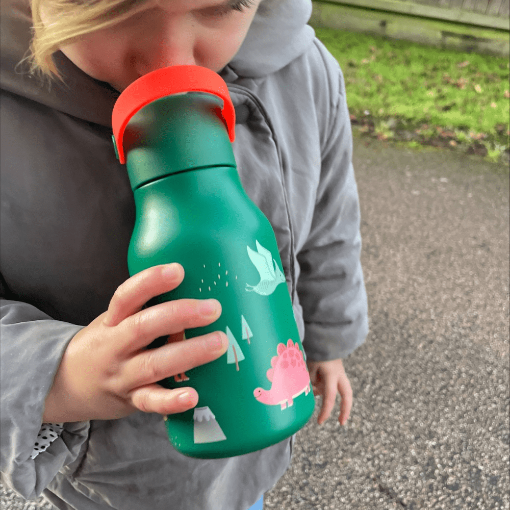 Biutsiun Green Vacuum Flask Set -A Water Bottle with 3 Cups Gift